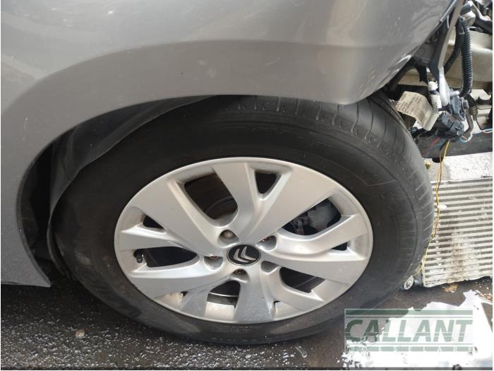 Citroen C4 Picasso 1.2 12V PureTech 130 Épave (2017, Gris, Gris )