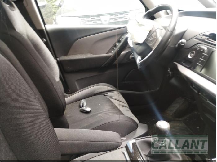 Citroen C4 Picasso 1.2 12V PureTech 130 Épave (2017, Gris, Gris )