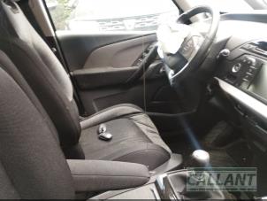 Citroen C4 Picasso 1.2 12V PureTech 130 Épave (2017, Gris, Gris )