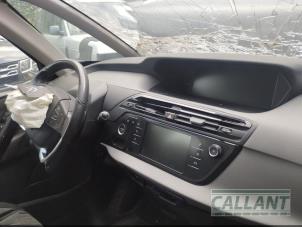 Citroen C4 Picasso 1.2 12V PureTech 130 Épave (2017, Gris, Gris )