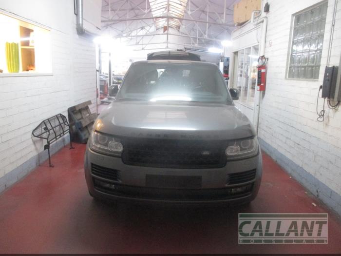 Landrover Range Rover IV 4.4 SDV8 32V Skrotfordon (2014, GRIJS)