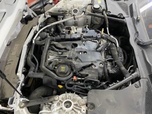 Jaguar F-type 2.0 Turbo 16V Épave (2019, Blanc)