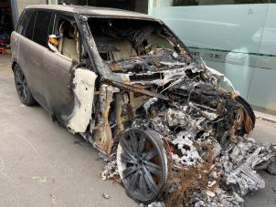 Landrover Range Rover V 3.0 V6 P510e  (Rozbiórka)