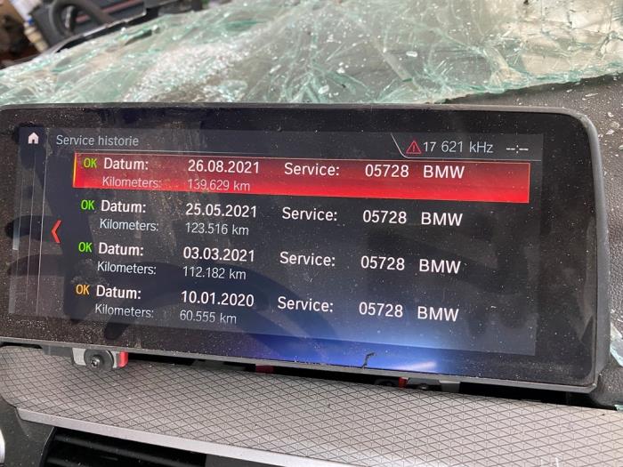 BMW X4 xDrive 20d 2.0 TwinPower Turbo 16V Skrotfordon (2019, METALLIC ZWART)