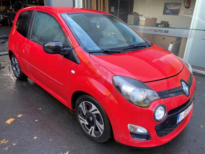 Renault Twingo II 1.5 dCi 90 FAP Skrotfordon (2014, ROOD)