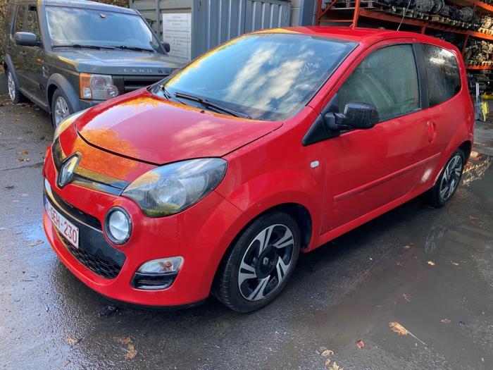 Renault Twingo II 1.5 dCi 90 FAP Skrotfordon (2014, ROOD)