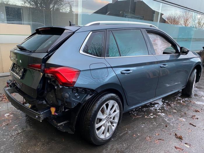 Skoda Kamiq 1.0 TSI 12V Épave (2021, Gris)