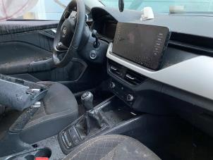 Skoda Kamiq 1.0 TSI 12V Épave (2021, Gris)