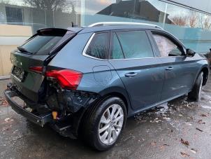Skoda Kamiq 1.0 TSI 12V Épave (2021, Gris)