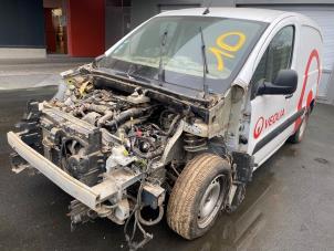 Citroen Berlingo 1.6 HDi 90 Samochód złomowany (2016, Bialy)