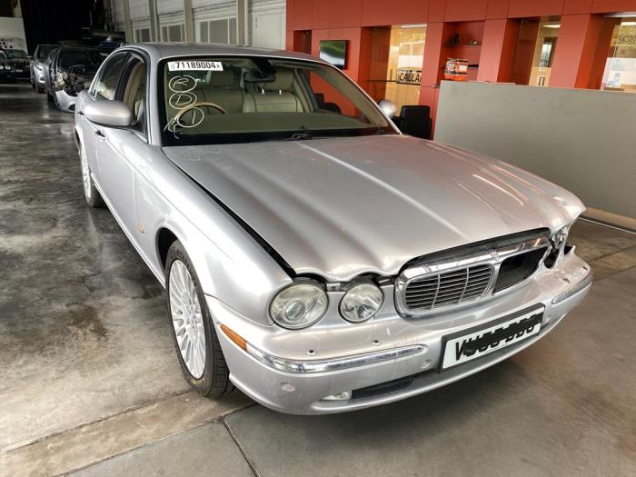 Jaguar XJ 2.7d V6 24V  (Desguace)