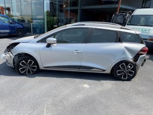 Renault Clio IV Estate/Grandtour 0.9 Energy TCE 90 12V Vehículo de desguace (2020, Metálico, Plateado)
