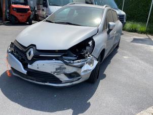 Renault Clio IV Estate/Grandtour 0.9 Energy TCE 90 12V Vehículo de desguace (2020, Metálico, Plateado)
