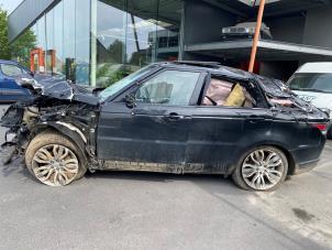 Landrover Range Rover Sport 3.0 SDV6 Vehículo de desguace (2016, Metálico, Negro)