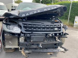 Landrover Range Rover Sport 3.0 SDV6 Vehículo de desguace (2016, Metálico, Negro)