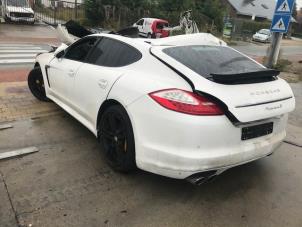 Porsche Panamera 3.6 V6 24V Vehículo de desguace (2010, Blanco)