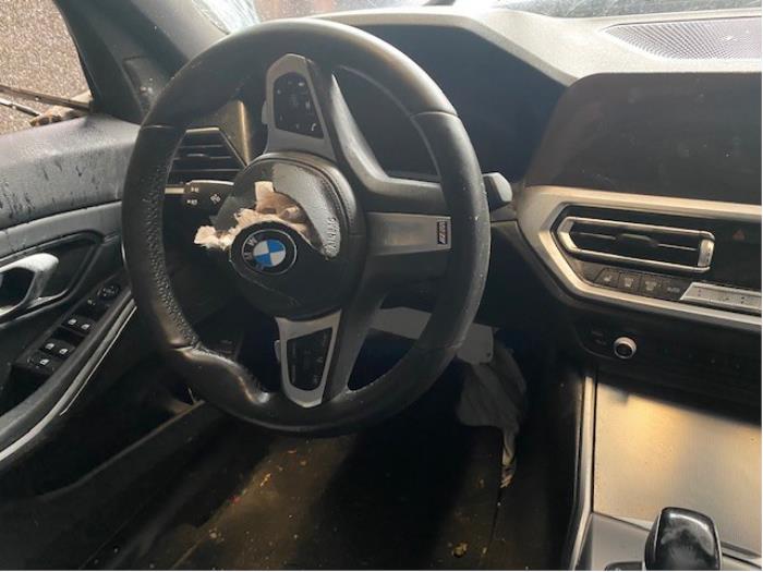 BMW 3 serie 330i 2.0 TwinPower Turbo 16V Schrottauto (2019, Blau)