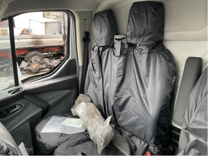 Ford Transit Custom 2.2 TDCi 16V Salvage vehicle (2016, Moondust, Silver)