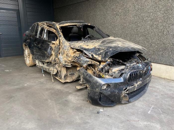 BMW X2 xDrive 18d 2.0 16V Samochód złomowany (2019, Metalik, Czarny, Szafirowy, Safir siyah)