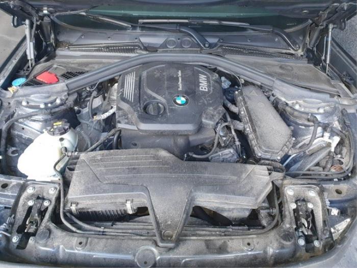 BMW 1 serie 116d 1.5 12V TwinPower Épave (2019, Gris)