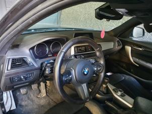 BMW 1 serie 116d 1.5 12V TwinPower Épave (2019, Gris)