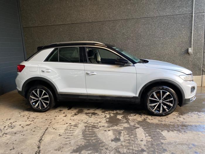 Volkswagen T-Roc 1.0 TSI 12V BlueMotion Salvage vehicle (2018, White)