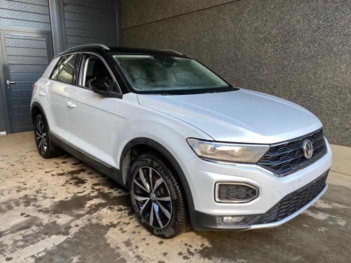 Volkswagen T-Roc 1.0 TSI 12V BlueMotion Salvage vehicle (2018, White)