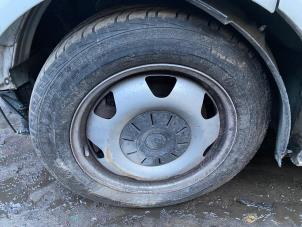 Volkswagen Transporter/Caravelle T6 2.0 TDI Samochód złomowany (2020, Bialy)