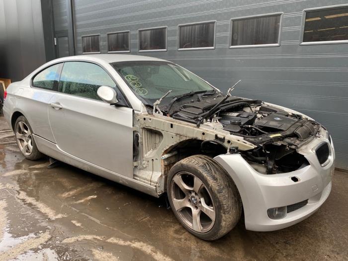 BMW 3 serie 320i 16V Salvage vehicle (2009, Silver)