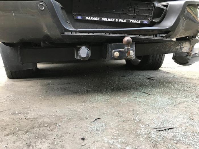 Ford Ranger 3.2 TDCi 20V 4x4 Épave (2017, Métallisé, Noir)