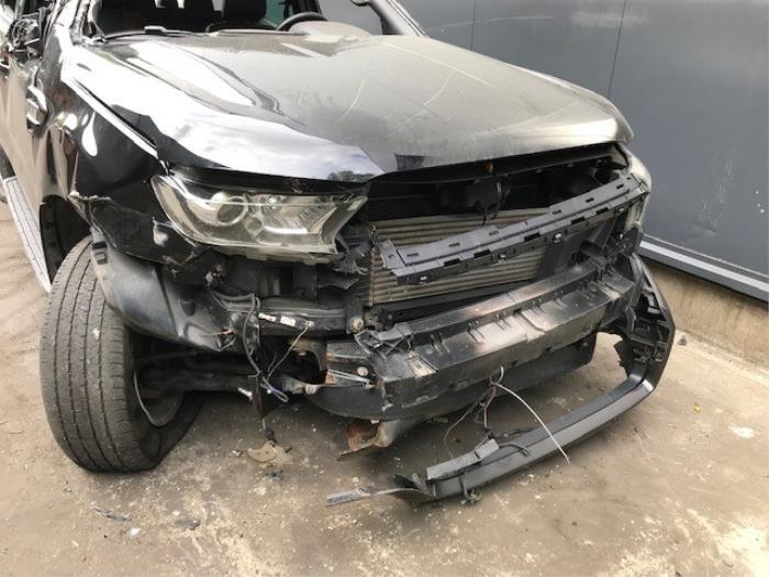 Ford Ranger 3.2 TDCi 20V 4x4 Épave (2017, Métallisé, Noir)