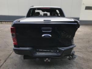 Ford Ranger 3.2 TDCi 20V 4x4 Épave (2017, Métallisé, Noir)