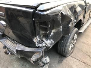 Ford Ranger 3.2 TDCi 20V 4x4 Épave (2017, Métallisé, Noir)