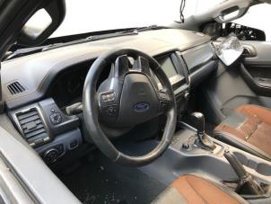 Ford Ranger 3.2 TDCi 20V 4x4 Épave (2017, Métallisé, Noir)