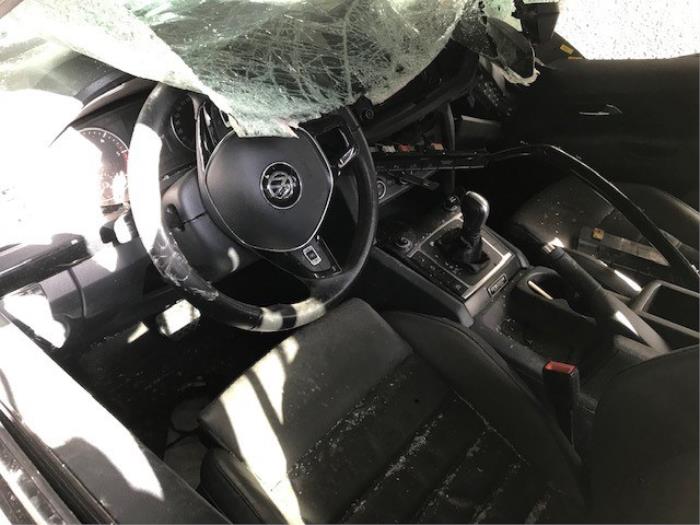 Volkswagen Amarok 3.0 TDI V6 24V 4Motion Épave (2020, Métallisé, Noir)