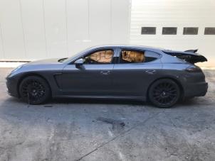 Porsche Panamera 3.0 D V6 24V Épave (2014, Gris)