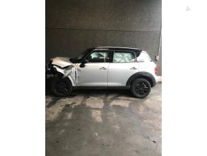 Mini Countryman 2.0 Cooper D 16V Autom. Samochód złomowany (2014)