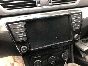 Skoda Superb Combi 1.6 TDI Épave (2017)