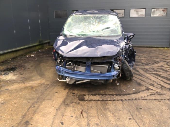 Dacia Lodgy 1.5 Blue dCi 95 Vehículo de desguace (2020, Azul)