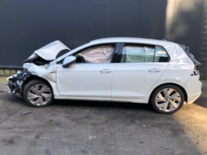 Volkswagen Golf Salvage vehicle (2022, White)