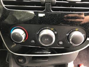 Renault Clio IV 1.2 TCE 16V GT EDC Épave (2015, Blanc)