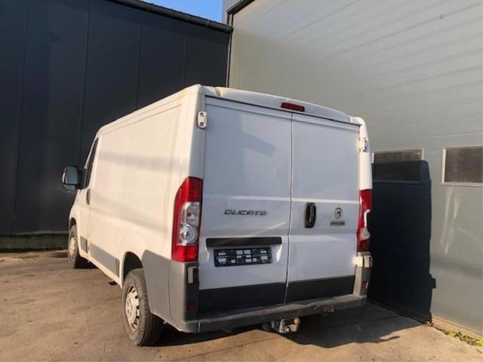 Housse De Siège Avant Confort Pour Camping-Car Dreamer D55 Sur Base Fiat Ducato 2.0 115 Multijet (2015) - Grise - 1 Pièce