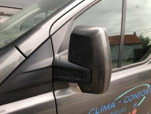 Ford Transit Custom 2.0 TDCi 16V Eco Blue 130 Épave (2016, MAGNETIC)