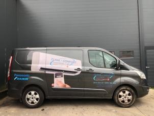 Ford Transit Custom 2.0 TDCi 16V Eco Blue 130 Épave (2016, MAGNETIC)