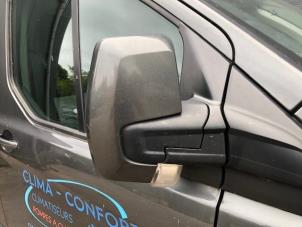 Ford Transit Custom 2.0 TDCi 16V Eco Blue 130 Épave (2016, MAGNETIC)