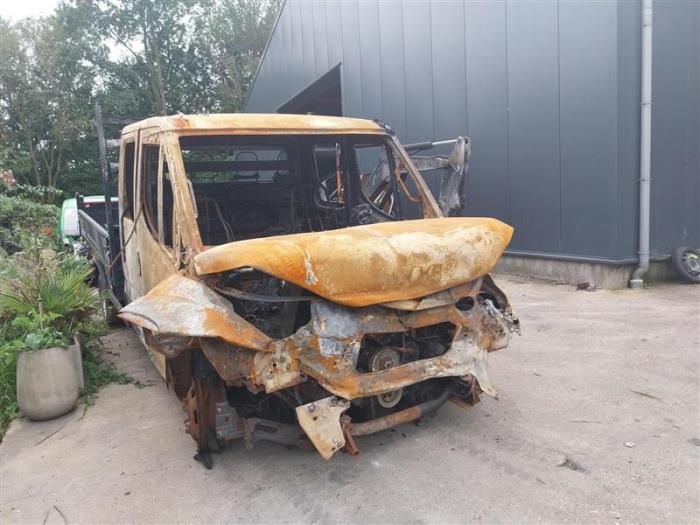 Iveco Daily Skrotfordon (2021, ZWART)