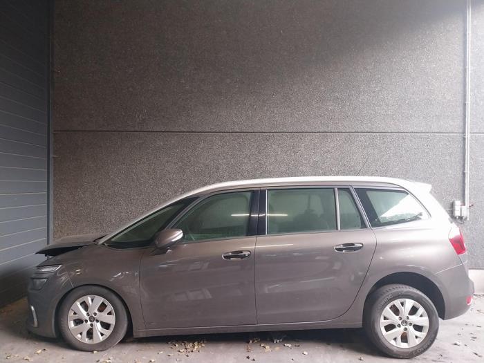 Citroen C4 Picasso 1.6 BlueHDI 115 Épave (2017, Gris)