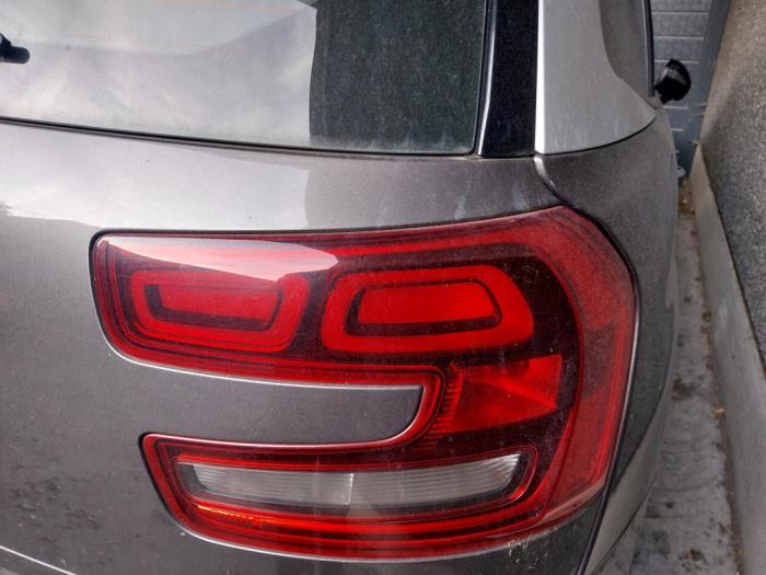 Citroen C4 Picasso 1.6 BlueHDI 115 Épave (2017, Gris)