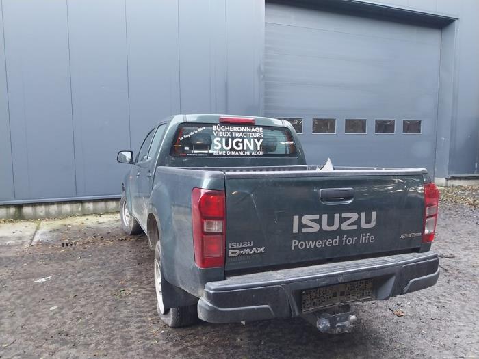 Isuzu D-Max 2.5 D Twin Turbo 4x4 Schrottauto (2016, Grün)