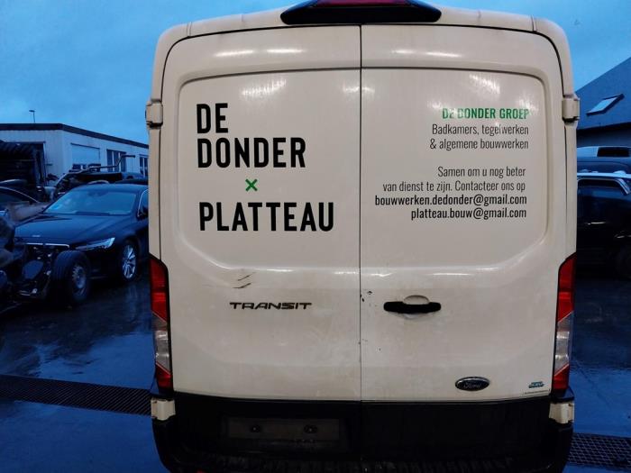 Ford Transit 2.0 TDCi 16V Eco Blue 130 Épave (2020, Blanc)